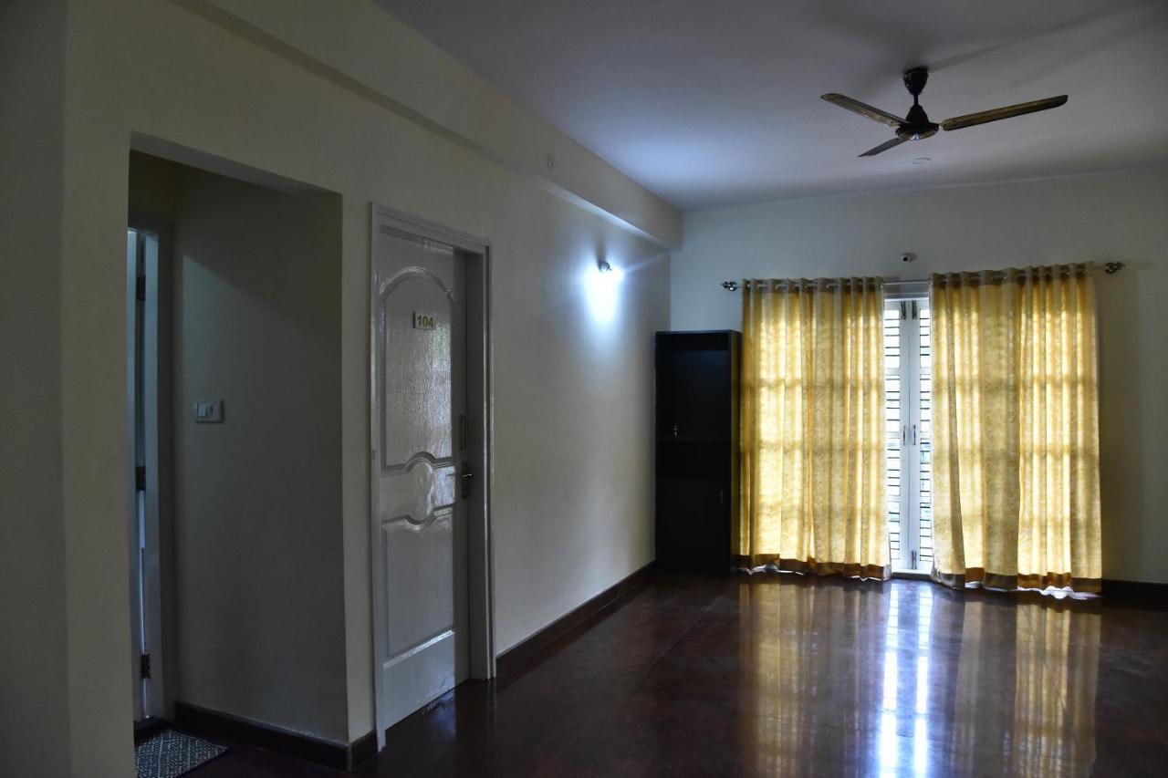 The Banjaara Suites Bangalore Exterior photo