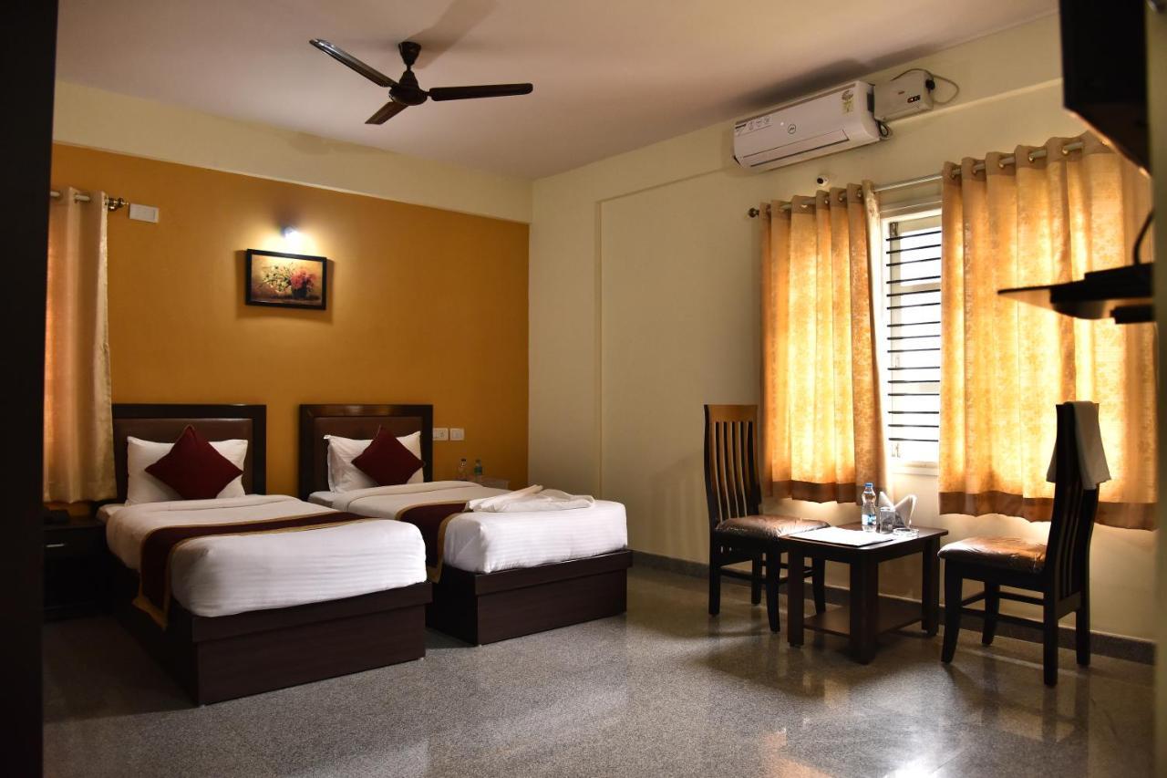 The Banjaara Suites Bangalore Exterior photo