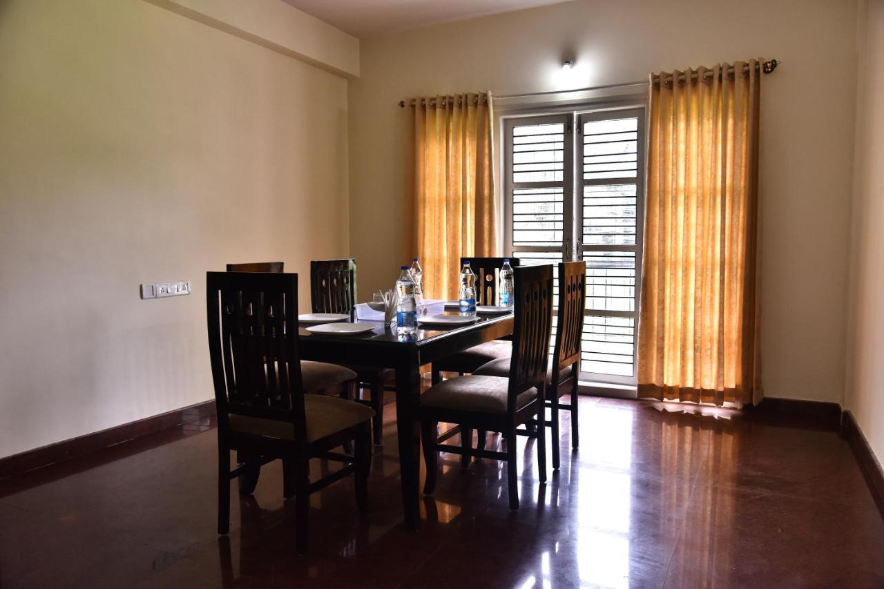 The Banjaara Suites Bangalore Exterior photo