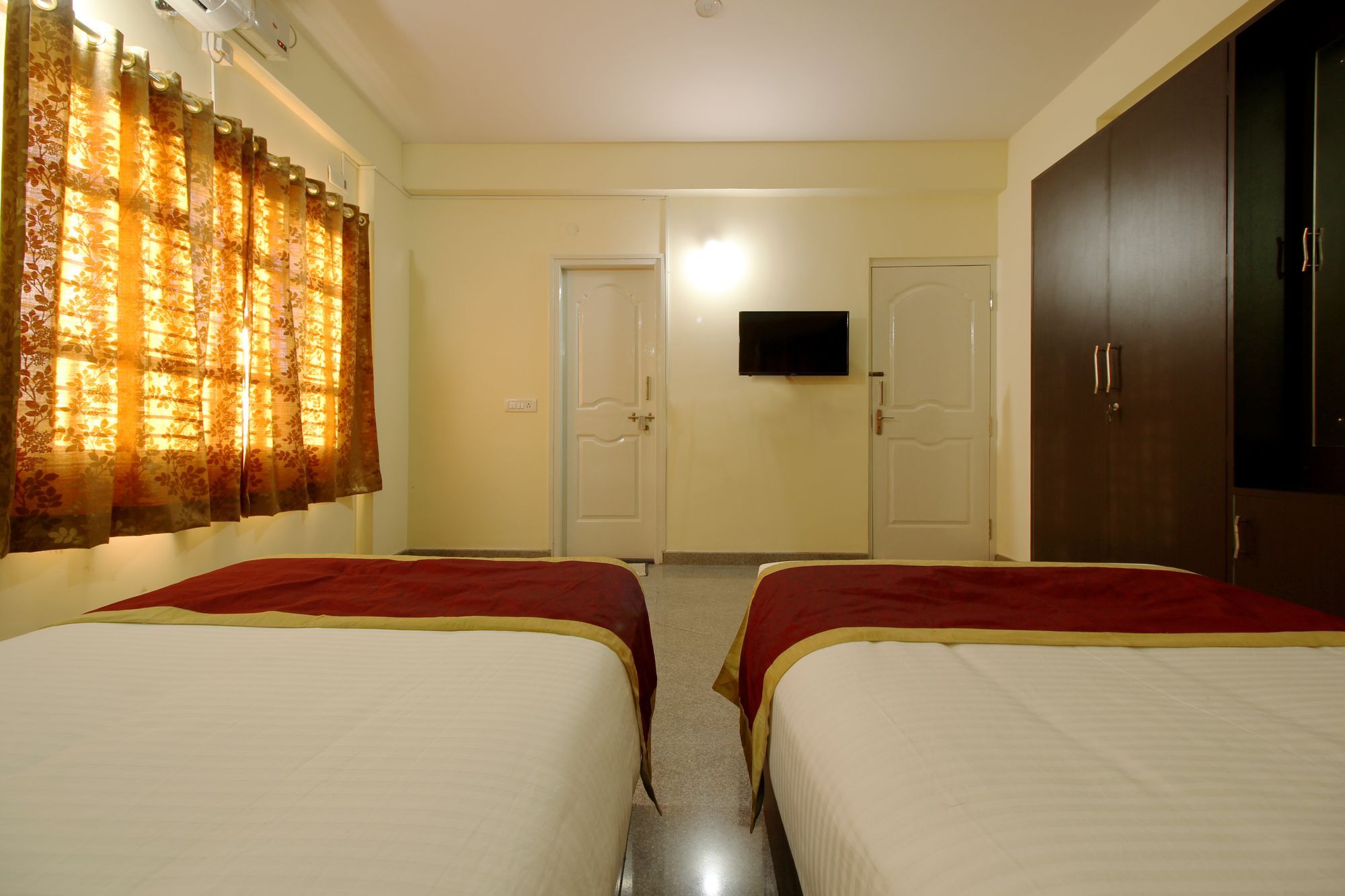 The Banjaara Suites Bangalore Exterior photo